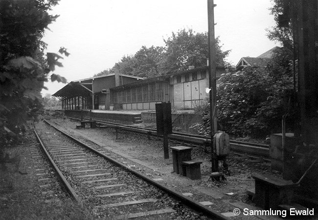 Bild: stillgelegter Bahnsteig