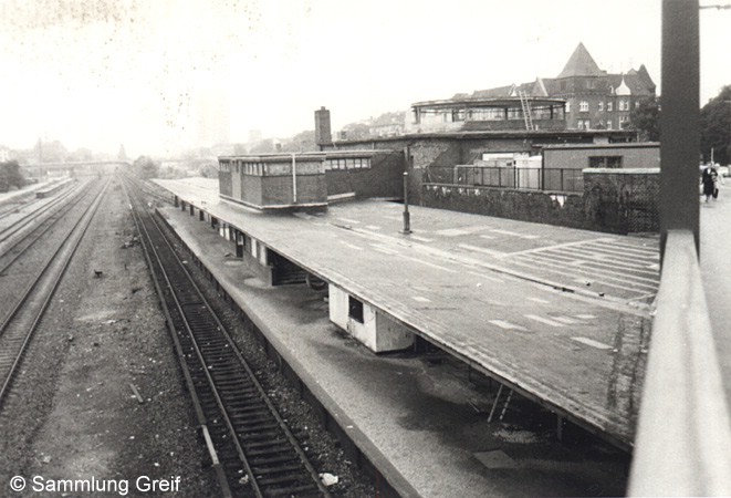 Bild: Bahnsteigansicht Feuerbachstraße