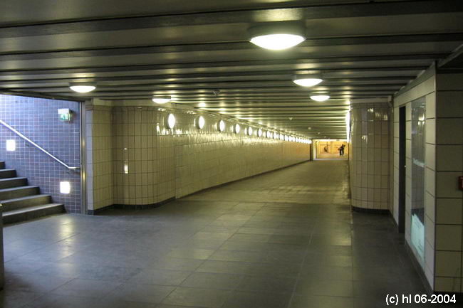 Bild: Verbindungstunnel