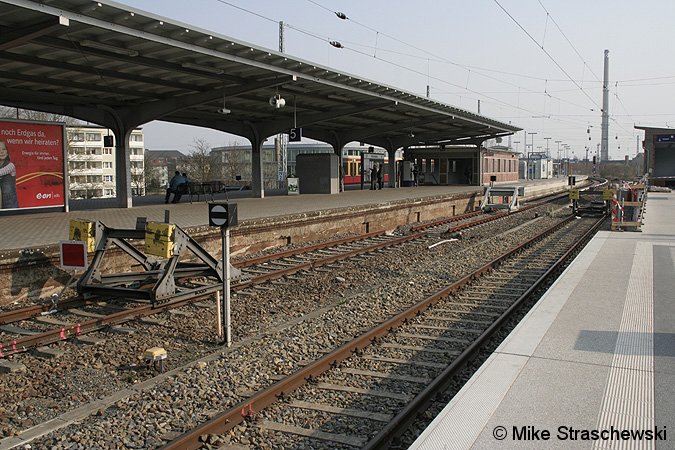 Bild: alter und neuer S-Bahnsteig