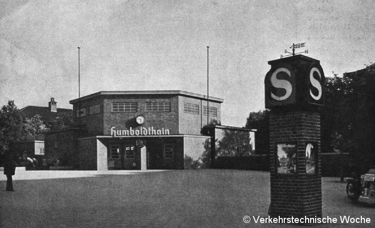 Bild: Bahnhofsgebäude