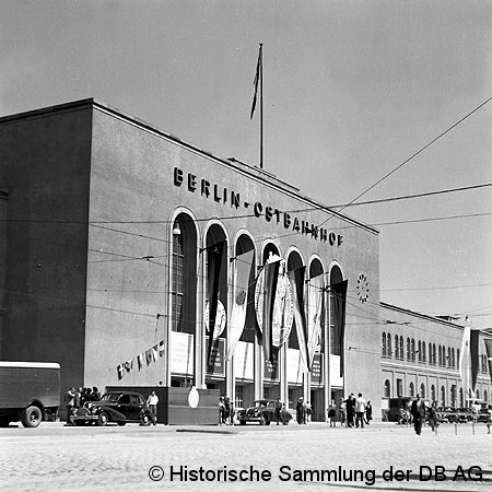 Bild: Empfangsgebäude 1951