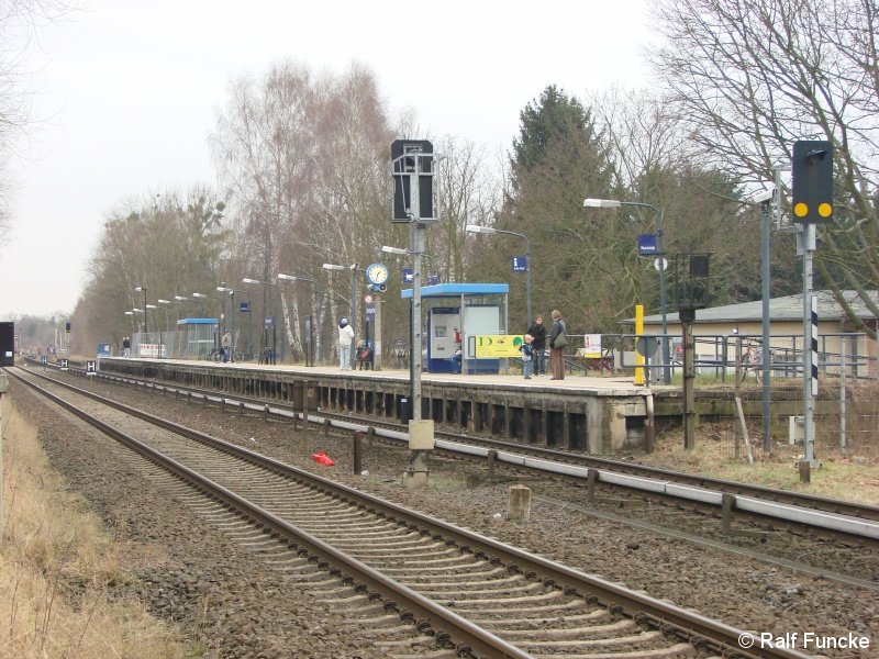 Bild: Bahnsteigansicht Januar 2008