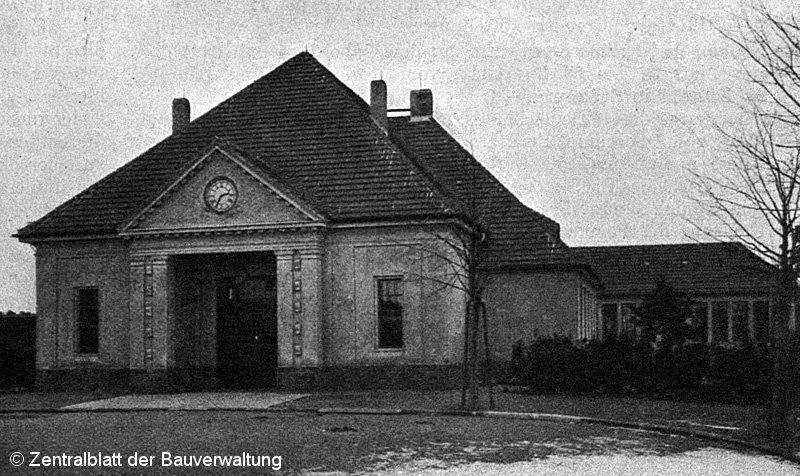 Bild: Empfangsgebäude um 1914