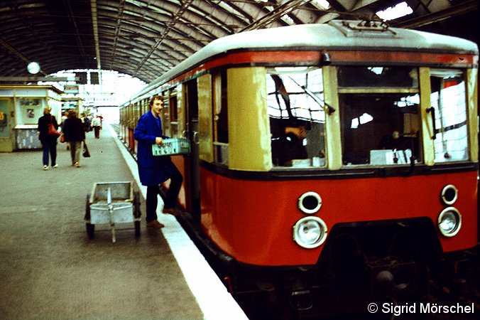 Bild: beim Beladen in Hauptbahnhof