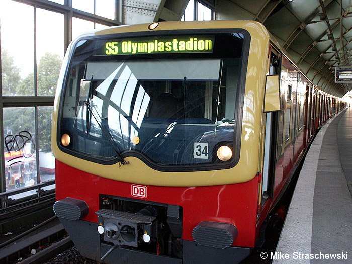 Sonderzug zum Olympiastadion