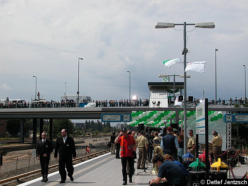 Bild: Brücke über Westhafen