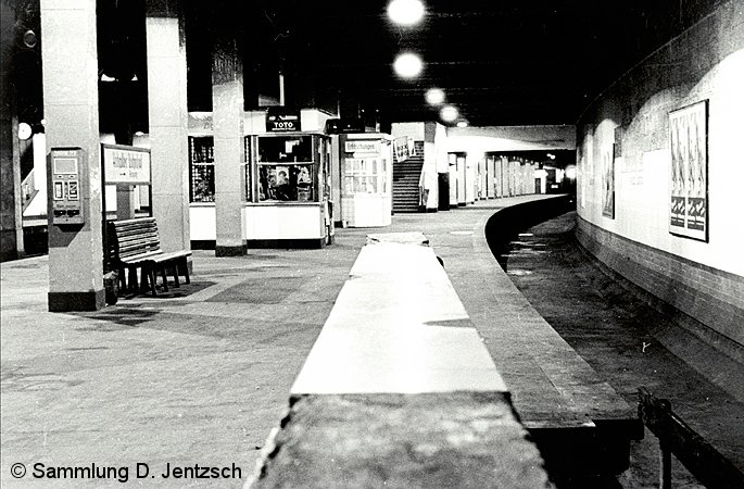 Bild: Anhalter Bahnhof leerer Gleistrog