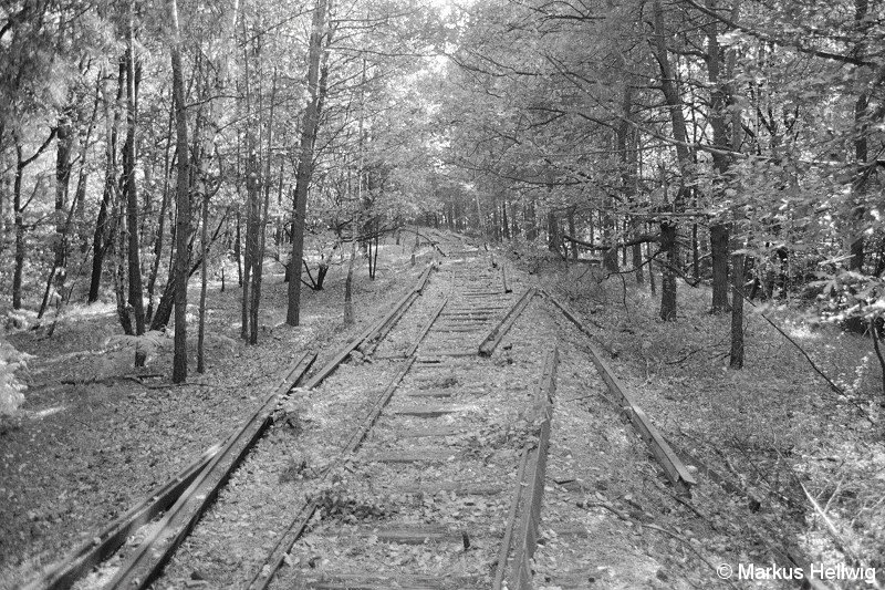 Bild: abgebautes Gleis 1986